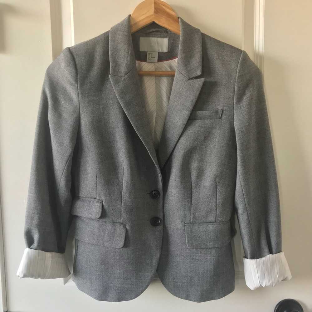 Grey blazer